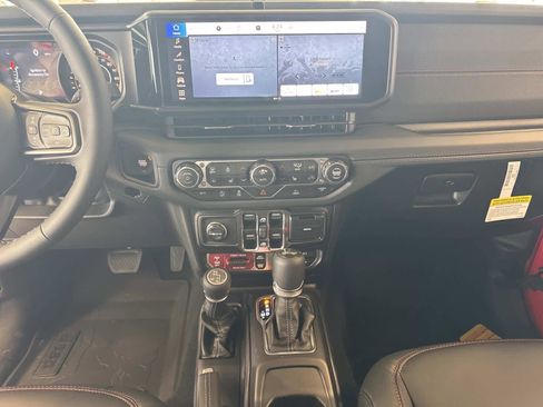 New 2026 Jeep Wrangler Unlimited Rubicon image 41