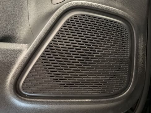 Certified 2022 Mercedes-Benz GLB 250 image 21