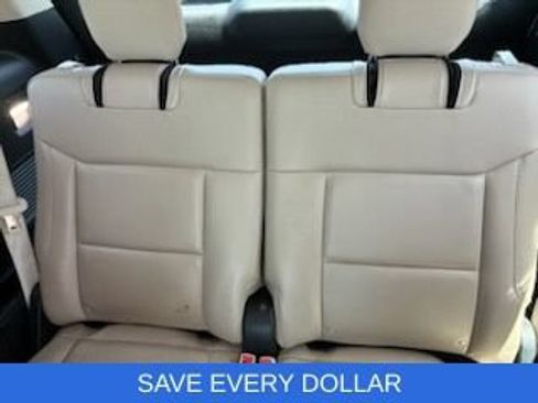 Used 2022 Ford Explorer XLT w/ Equipment Group 202A RWD image 14
