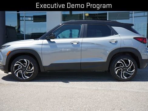 Used 2026 Chevrolet TrailBlazer RS w/ Convenience Package AWD/4WD image 5