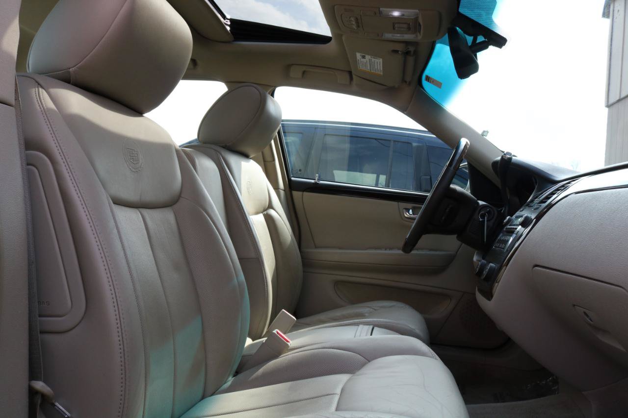 Used 2009 Cadillac DTS w/ Sun And Sound Package FWD image 49