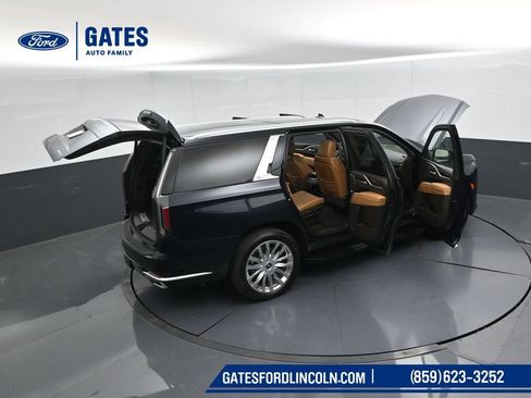Used 2023 Cadillac Escalade Premium Luxury w/ Performance Package AWD/4WD image 65