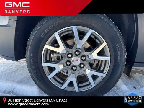 Used 2023 GMC Acadia SLE w/ Driver Convenience Package image 6