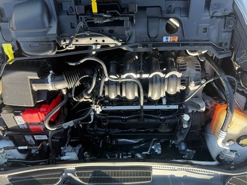 Used 2019 Ford Fiesta SE image 29