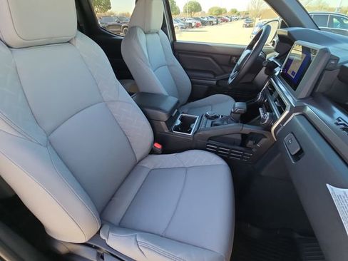 New 2026 Toyota Tacoma SR5 image 10