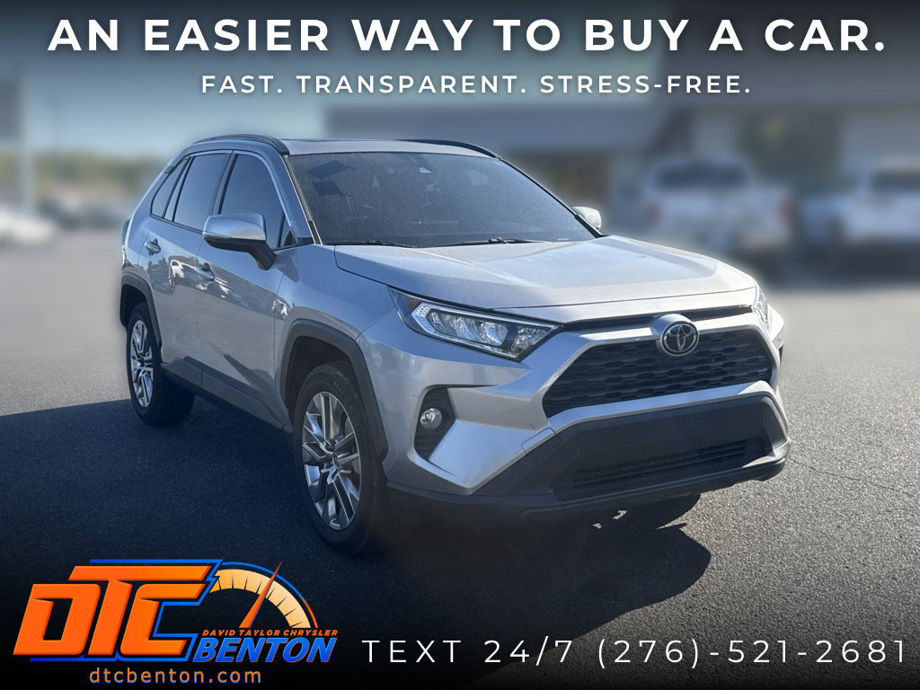 Used 2021 Toyota RAV4 XLE Premium FWD image 1