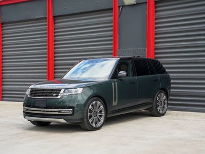 Used 2025 Land Rover Range Rover Long Wheelbase SE