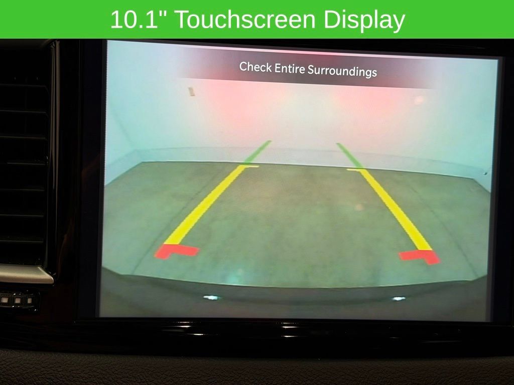 Used 2025 Chrysler Pacifica Select FWD image 34