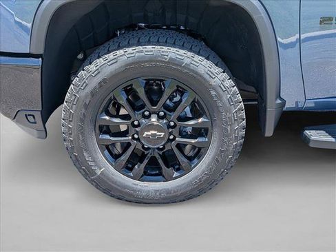 New 2026 Chevrolet Silverado 2500 LTZ w/ LTZ Plus Package AWD/4WD image 10