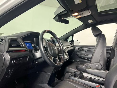Used 2024 Honda Odyssey Sport image 21