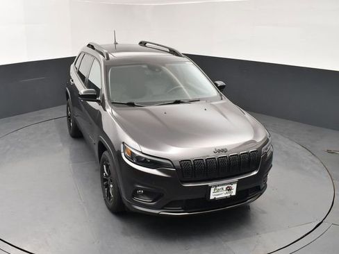 Used 2023 Jeep Cherokee Altitude Lux w/ Lux Elite Package AWD/4WD image 14