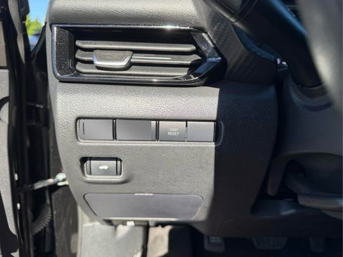 Used 2024 Nissan Sentra SV FWD image 23