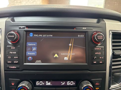 Used 2018 Nissan Titan SV w/ SV Convenience Package AWD/4WD image 19