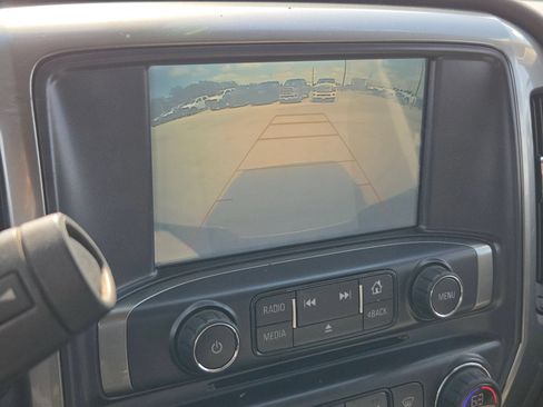 Used 2018 Chevrolet Silverado 1500 LT w/ Texas Edition RWD image 17