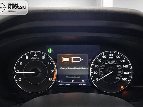 Used 2022 Acura TLX FWD image 9