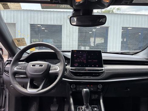 Used 2022 Jeep Compass Altitude image 7