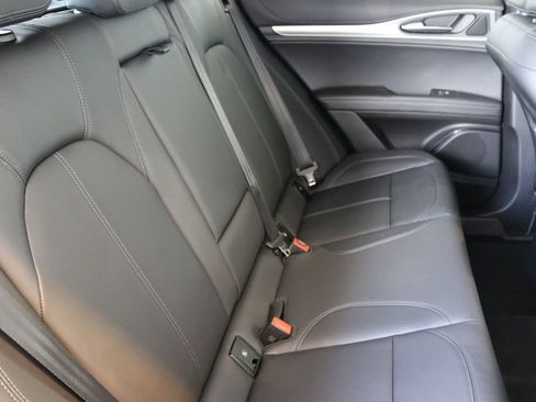 New 2025 Alfa Romeo Stelvio Sprint image 32