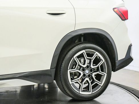 Certified 2023 BMW X1 xDrive28i w/ Convenience Package AWD/4WD image 11