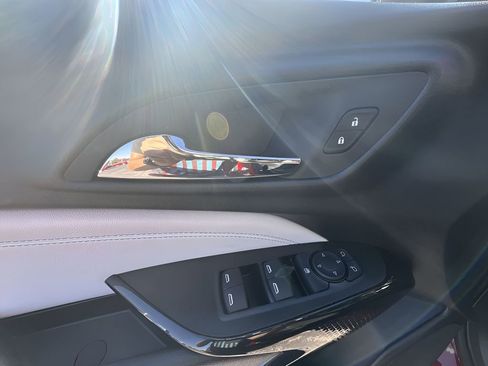 New 2026 Chevrolet Trax LT w/ Driver Confidence Package image 21