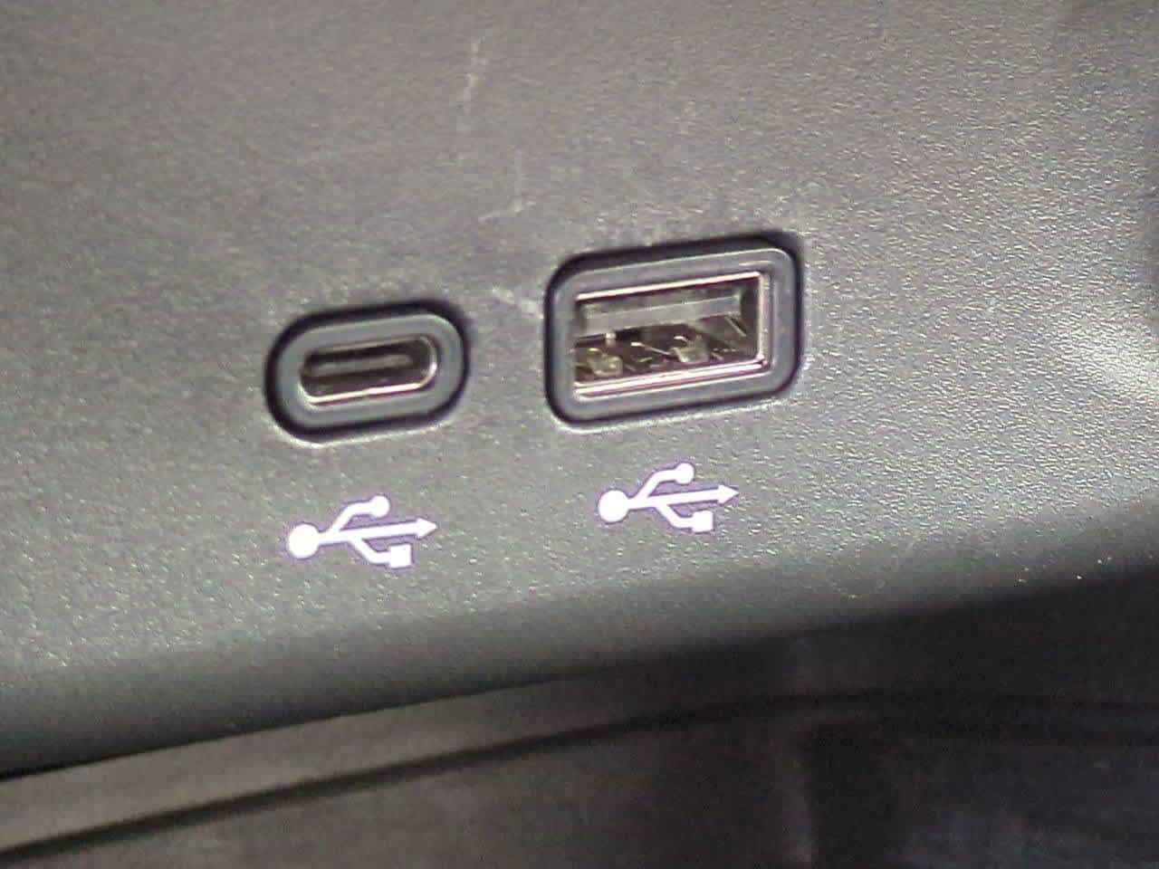 Used 2024 Buick Envista Sport Touring w/ Convenience I Package FWD image 29
