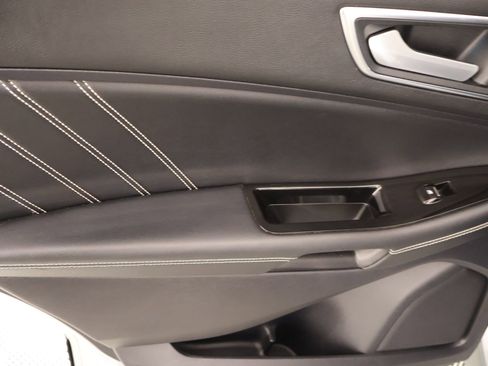 Used 2020 Ford Edge ST w/ Equipment Group 401A image 18