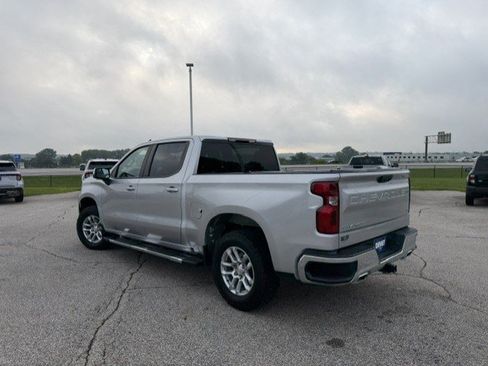 Used 2022 Chevrolet Silverado 1500 LT w/ Diesel Off-Road Package AWD/4WD image 7