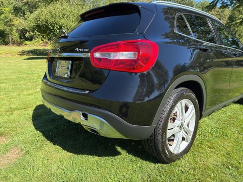 Used 2020 Mercedes-Benz GLA 250 4MATIC image 27