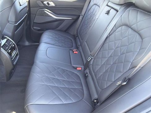 Used 2024 BMW X5 xDrive40i image 18