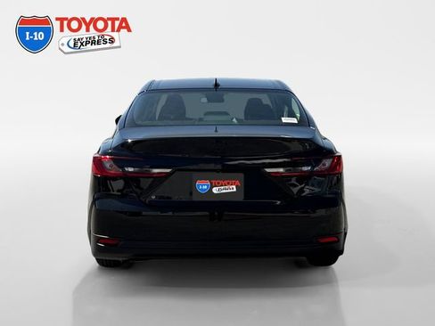Certified 2025 Toyota Camry LE FWD image 4