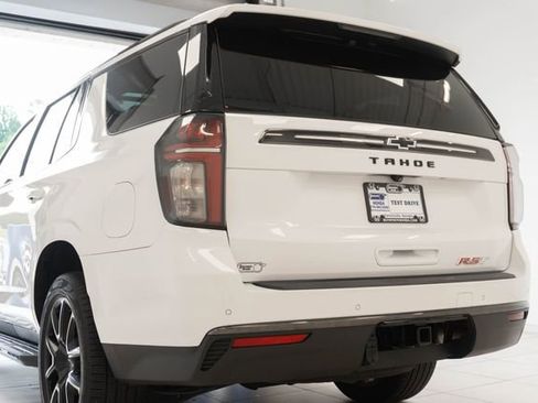 Used 2022 Chevrolet Tahoe RST w/ Luxury Package RWD image 12