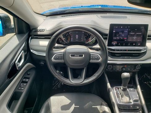 Used 2022 Jeep Compass Limited AWD/4WD image 14
