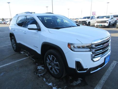 Certified 2022 GMC Acadia SLT image 7