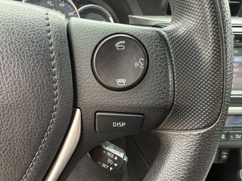 Used 2014 Toyota Corolla S Premium image 21