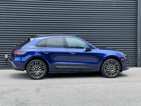 Certified 2022 Porsche Macan w/ Premium Package Plus image 8