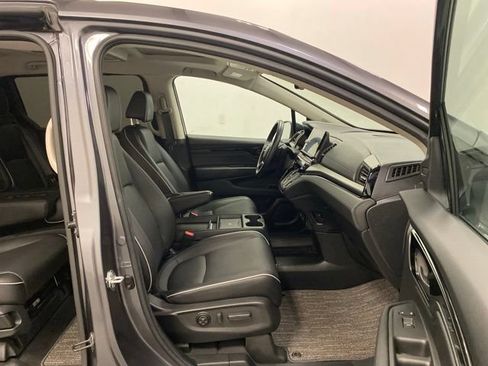 Certified 2025 Honda Odyssey Touring image 25
