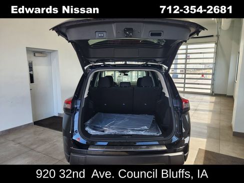 New 2026 Nissan Rogue SV w/ Cold Weather Package image 10