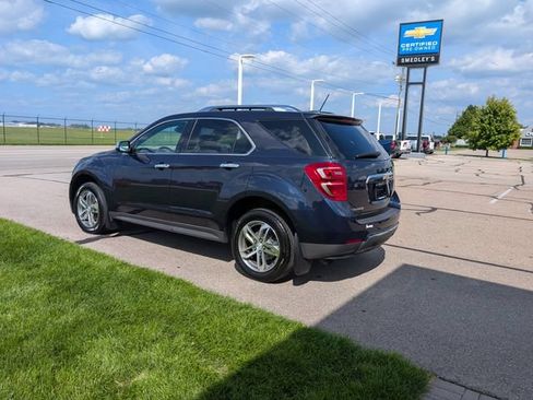 Used 2017 Chevrolet Equinox Premier w/ Enhanced Convenience Package FWD image 10
