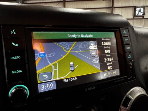 Used 2012 Jeep Wrangler Unlimited Rubicon w/ Connectivity Group image 32