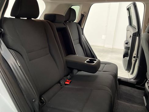Used 2024 Nissan Rogue S FWD image 21