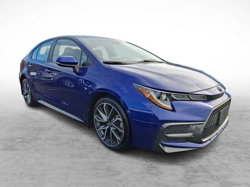 Used 2022 Toyota Corolla SE image 3