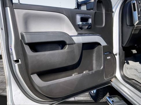 Used 2019 Chevrolet Silverado 2500 LTZ w/ Duramax Plus Package image 24