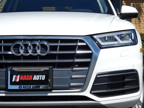 Used 2019 Audi Q5 2.0T Premium Plus w/ Premium Plus Package image 17