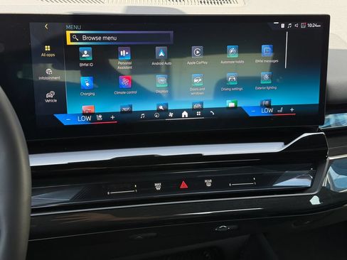 Used 2024 BMW i5 eDrive40i w/ Premium Package RWD image 29
