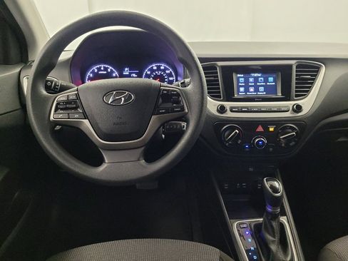Used 2022 Hyundai Accent SE w/ Cargo Package FWD image 22