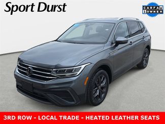 Used 2023 Volkswagen Tiguan SE image 1