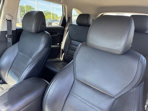 Used 2017 Kia Sorento LX w/ LX Convenience Package image 22
