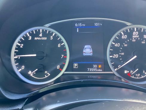 Used 2019 Nissan Sentra S FWD image 2