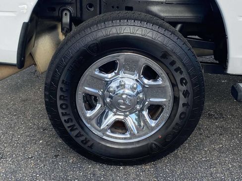 Used 2014 RAM 2500 Tradesman w/ Chrome Appearance Group AWD/4WD image 8