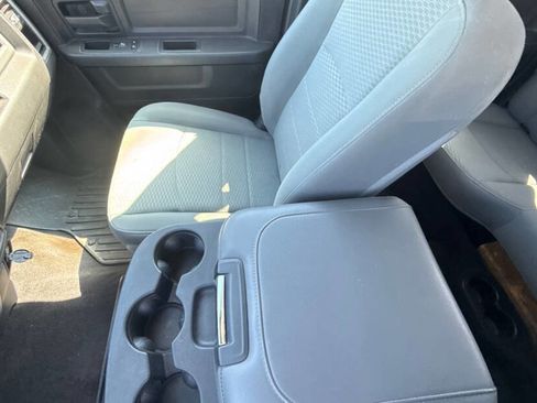 Used 2017 RAM 2500 Tradesman w/ Chrome Appearance Group image 18