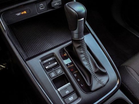 Used 2025 Honda CR-V LX image 22